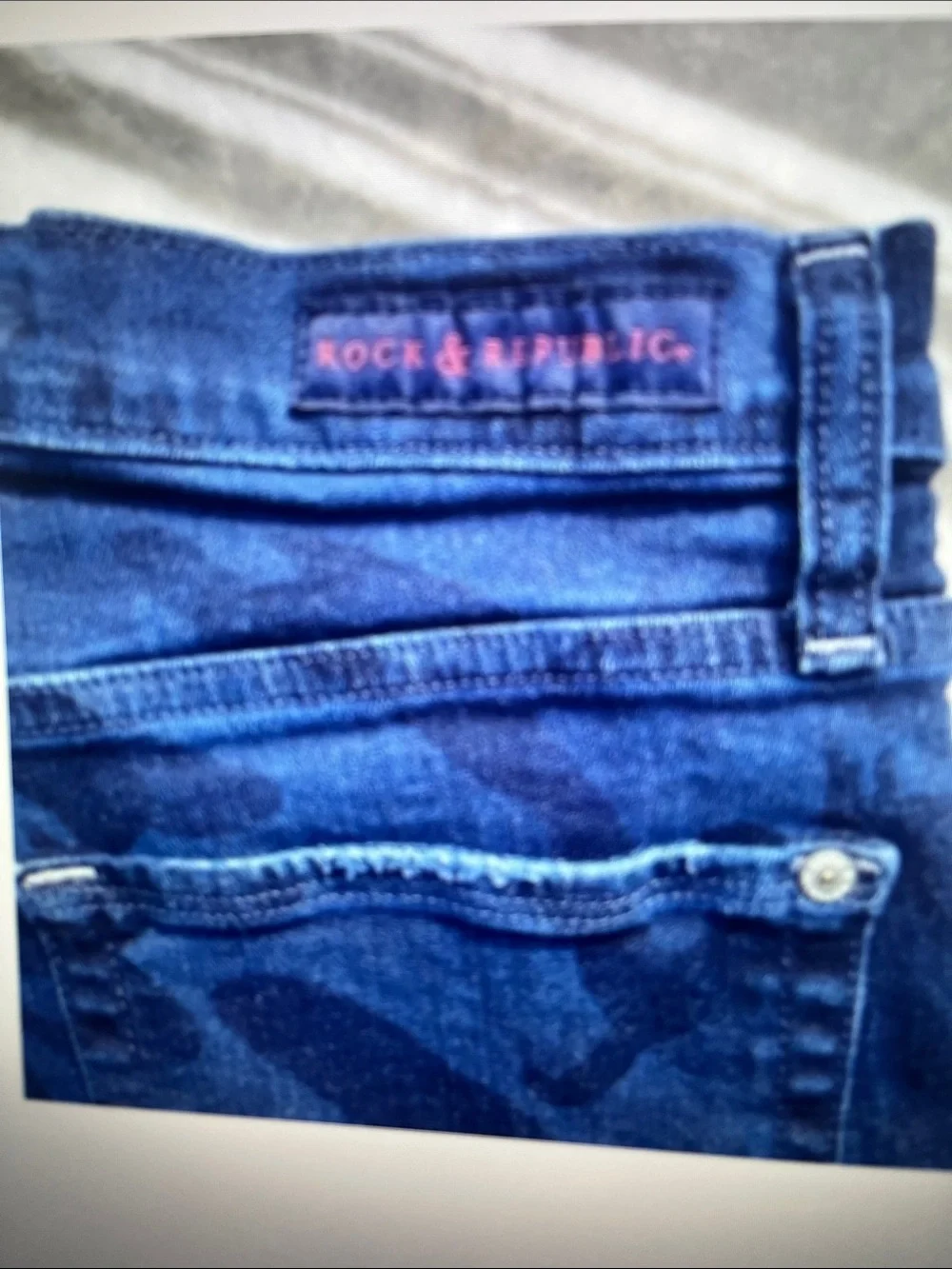 Rock & Republic Camo Shorts dark wash